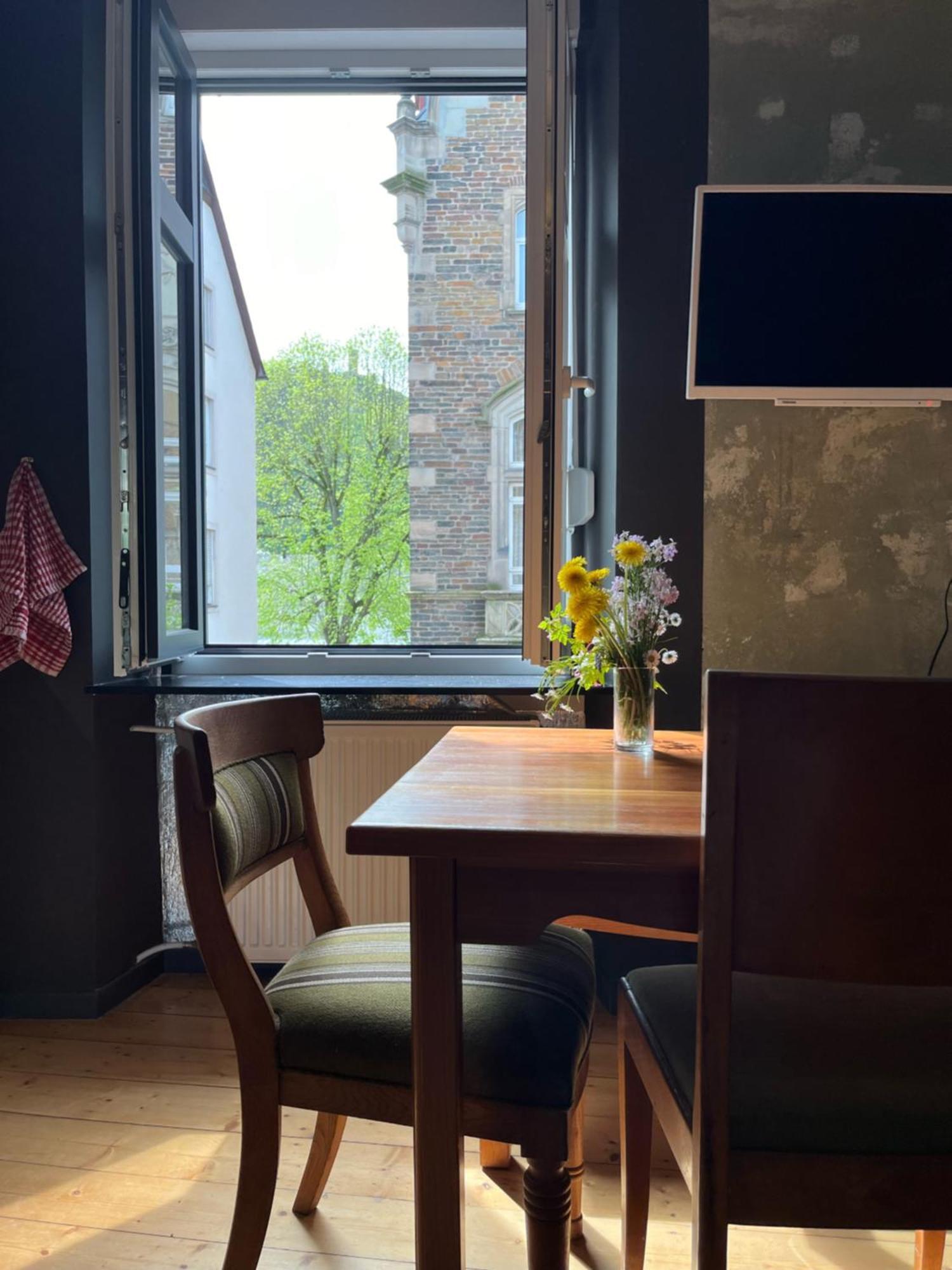 Vis-A-Vis Apartments Traben-Trarbach Esterno foto