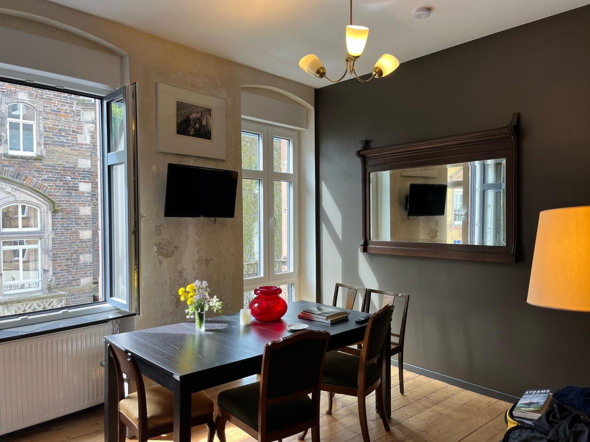 Vis-A-Vis Apartments Traben-Trarbach Esterno foto